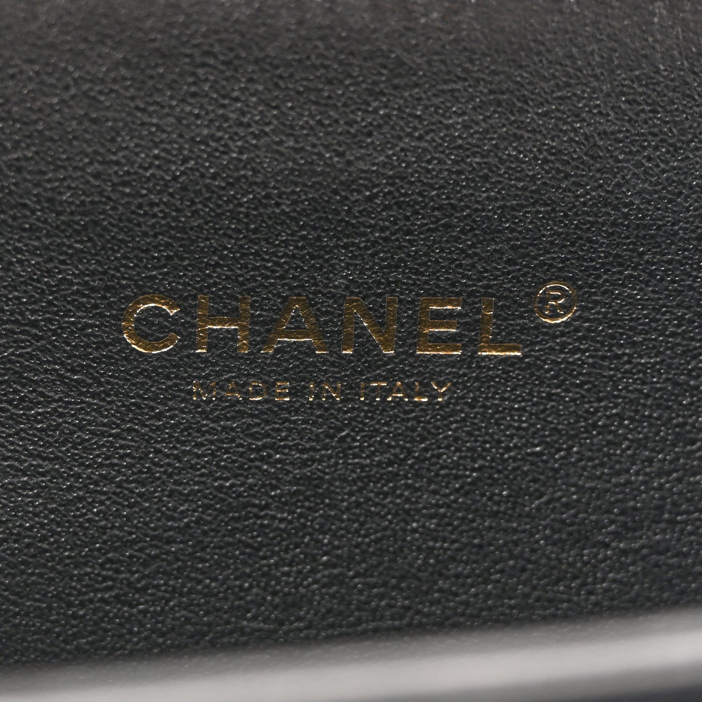 Caviar Quilted Small CC Filigree Vanity Case Black