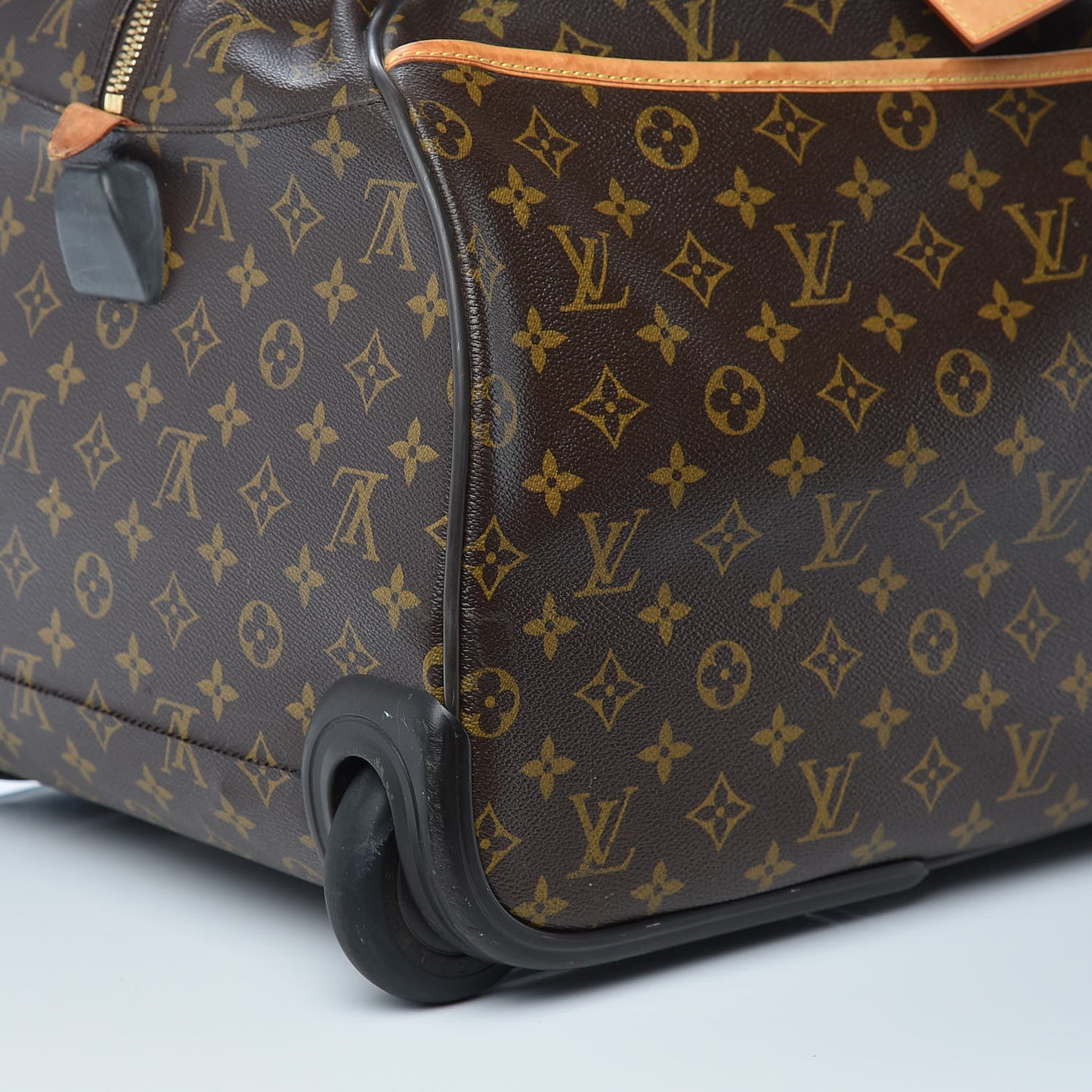 Monogram Eole 60