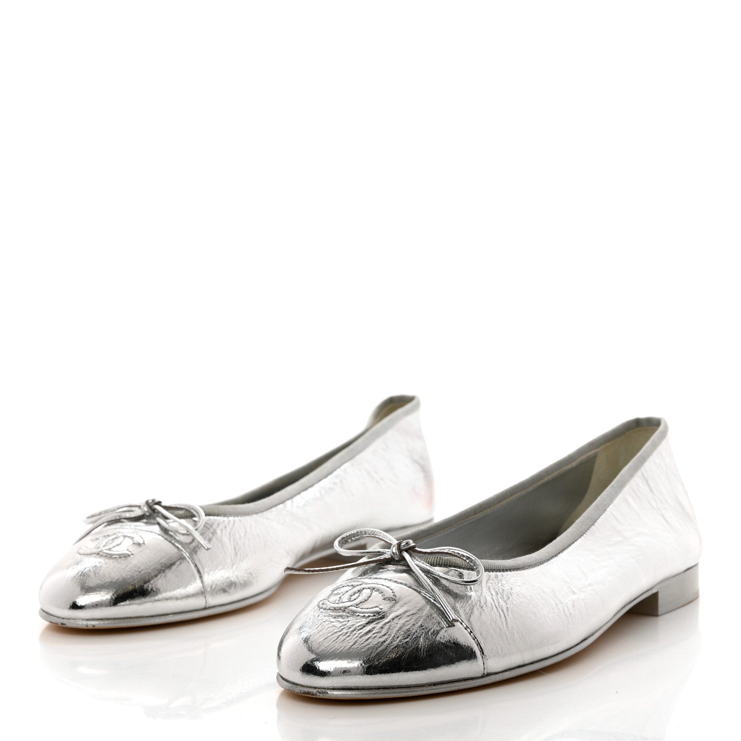 Chanel Metallic Aged Calfskin Cap Toe CC Ballerina Flats 40.5 Silver 3 of 15
