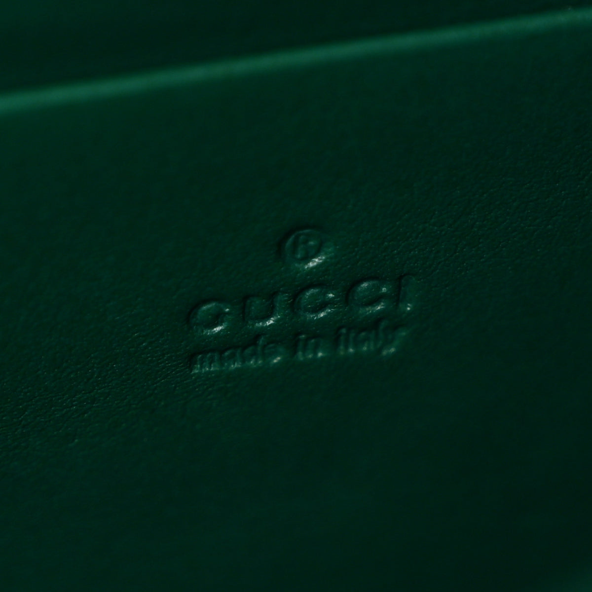 Calfskin Matelasse GG Marmont Chain Wallet Emerald Green