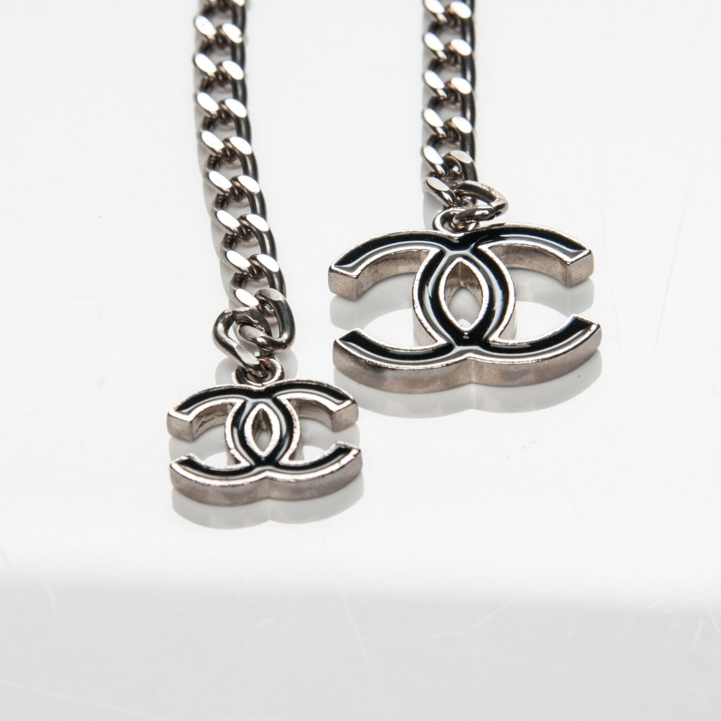 Enamel CC Chain Belt Black Silver