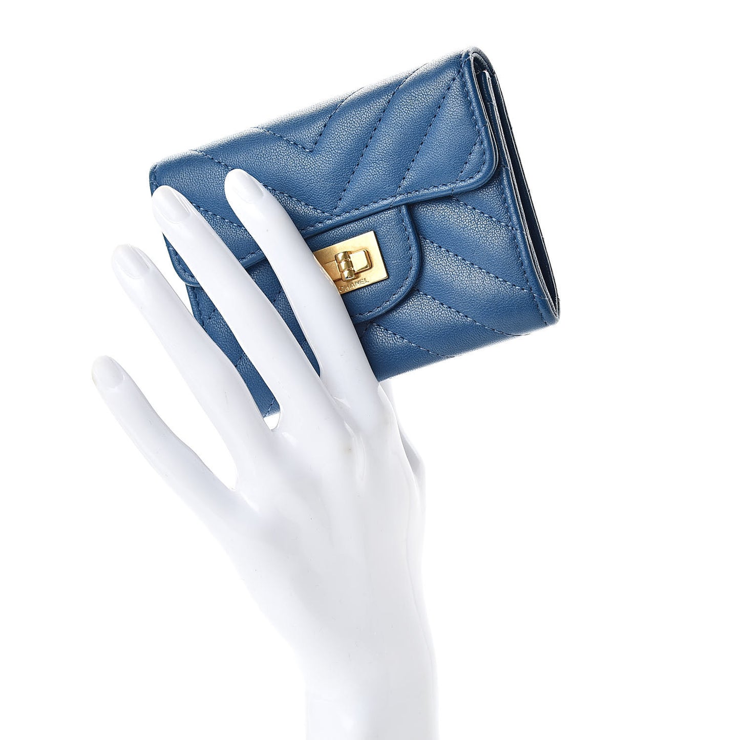 Sheepskin Chevron Quilted Reissue Card Holder Blue