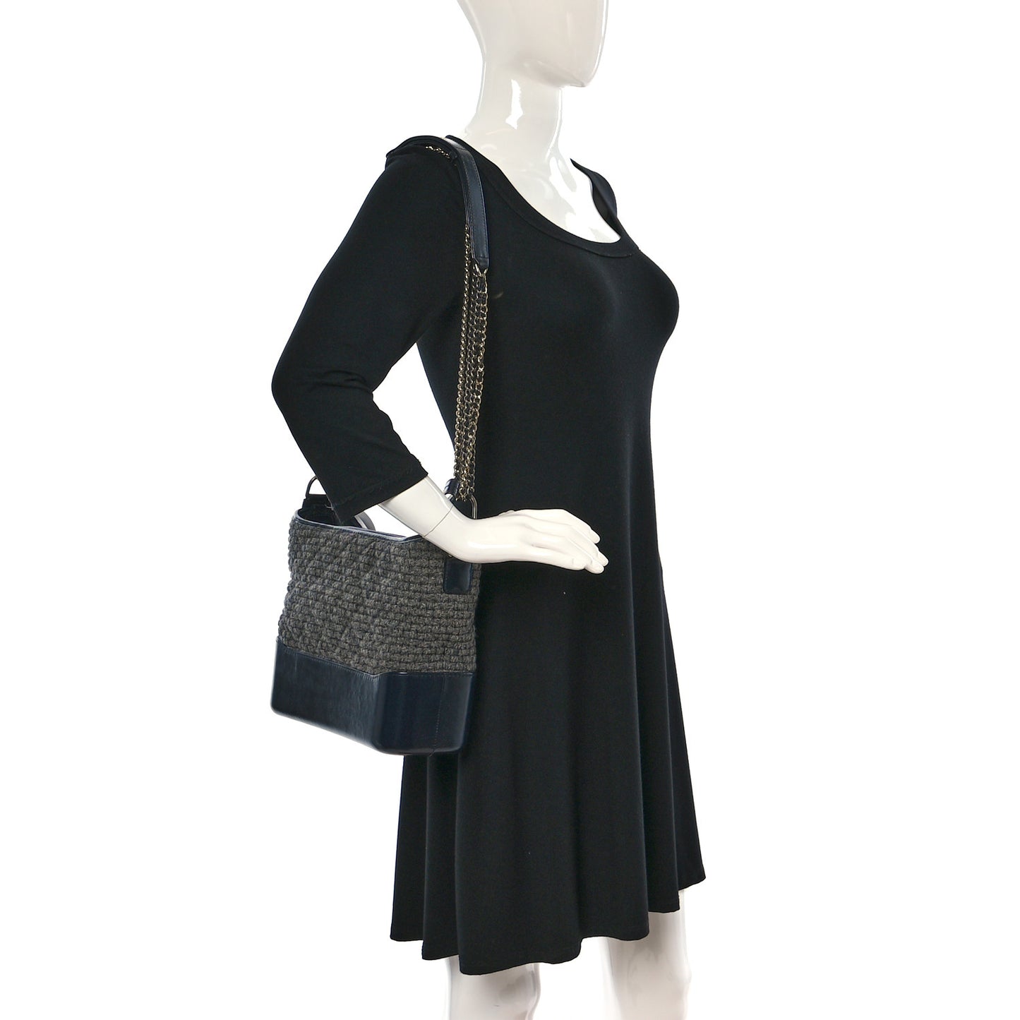 Tweed Calfskin Quilted Medium Gabrielle Hobo Gray Navy