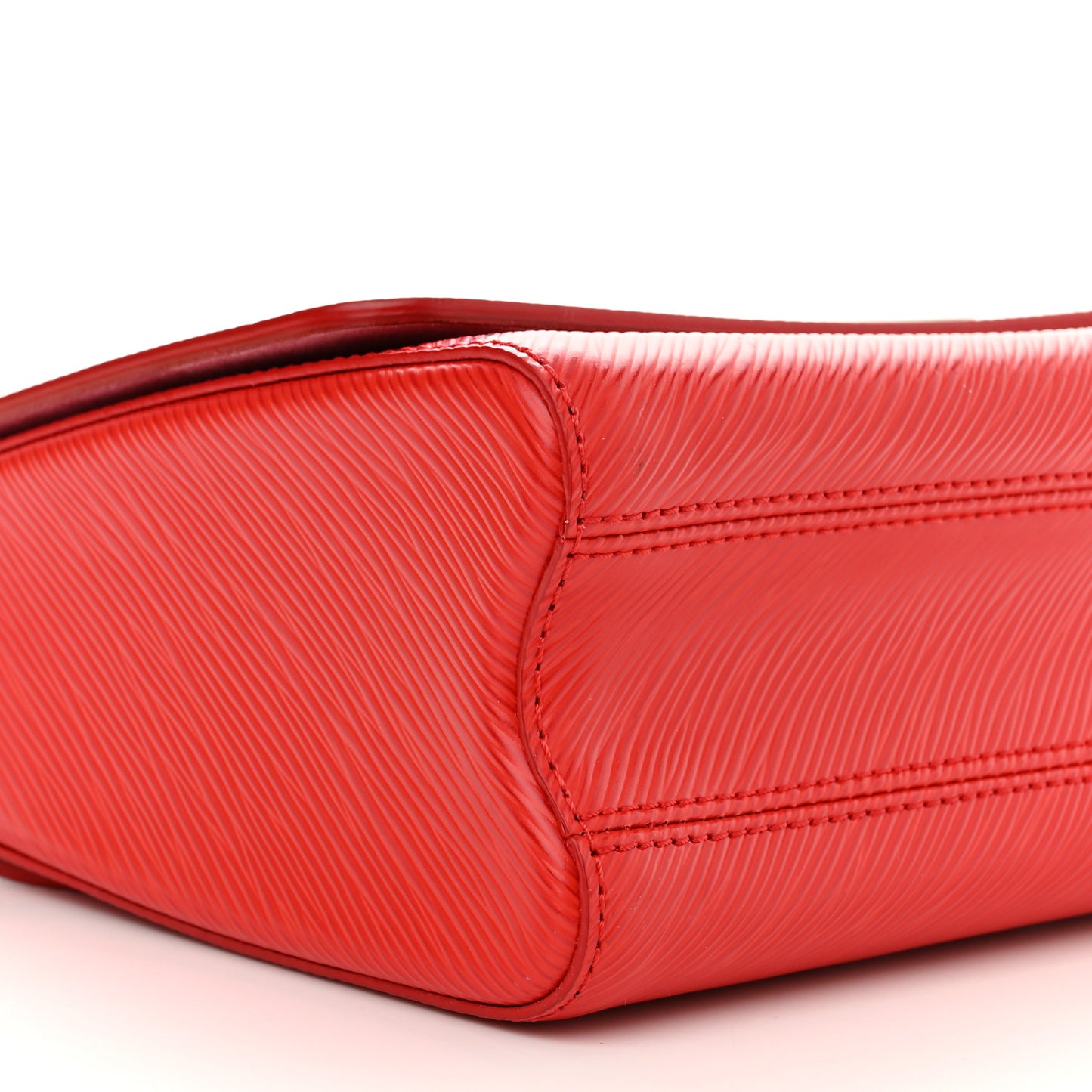 Epi Twist Shoulder Bag MM Coquelicot
