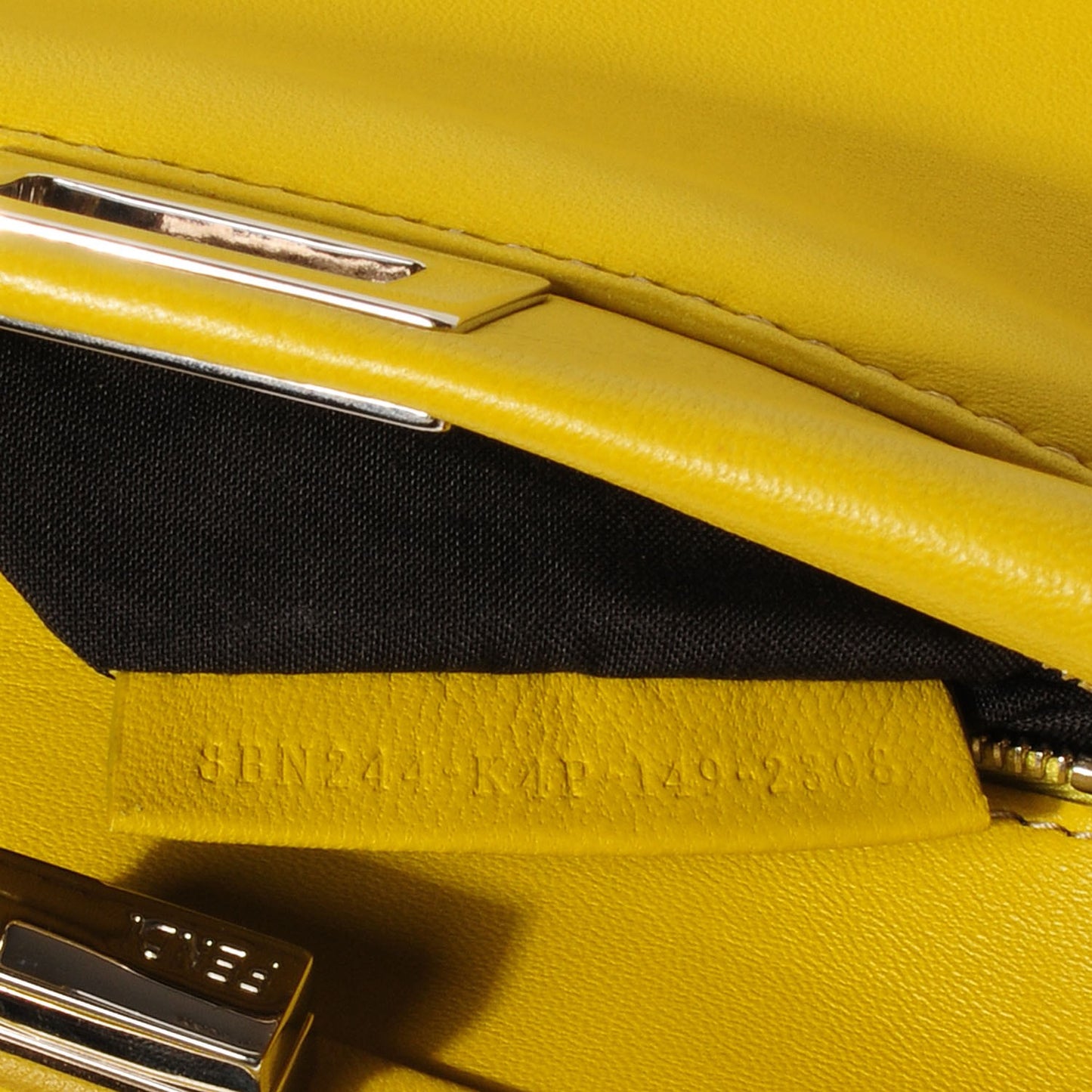 Nappa Mini Peekaboo Iconic Satchel Lime