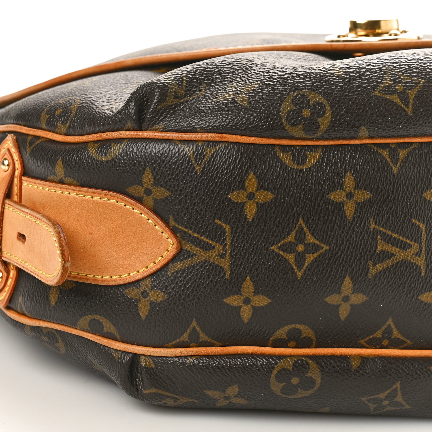 Louis Vuitton Monogram Tulum GM 7 of 10