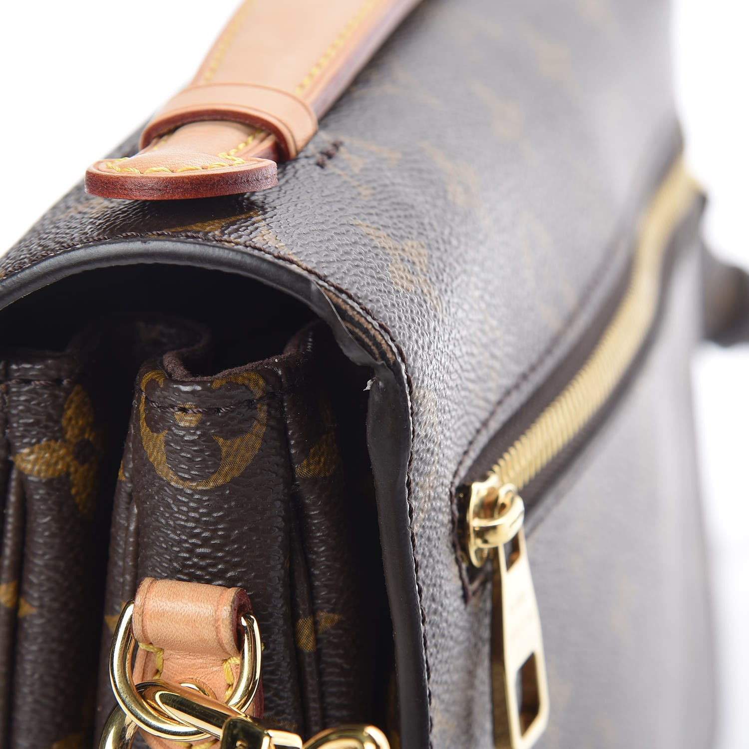 Louis Vuitton Monogram Pochette Metis 12 of 12