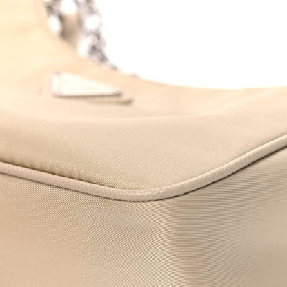 Prada Nylon Re-Edition 2005 Shoulder Bag Cammeo 7 of 10