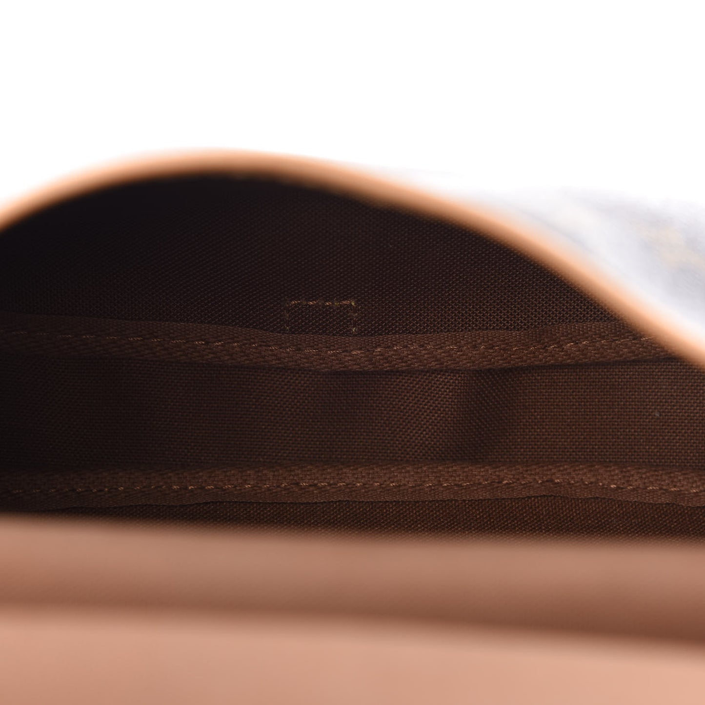 Monogram Saumur 30