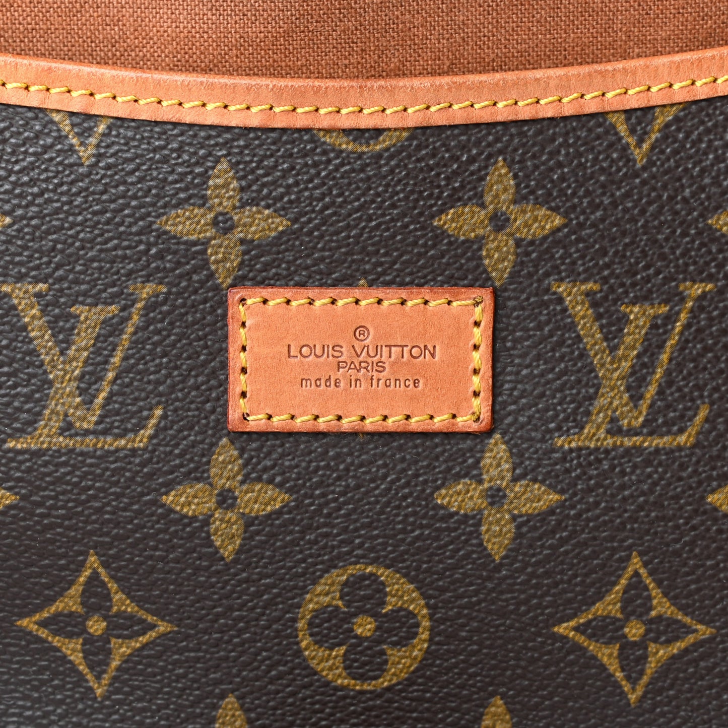 Monogram Saumur 35