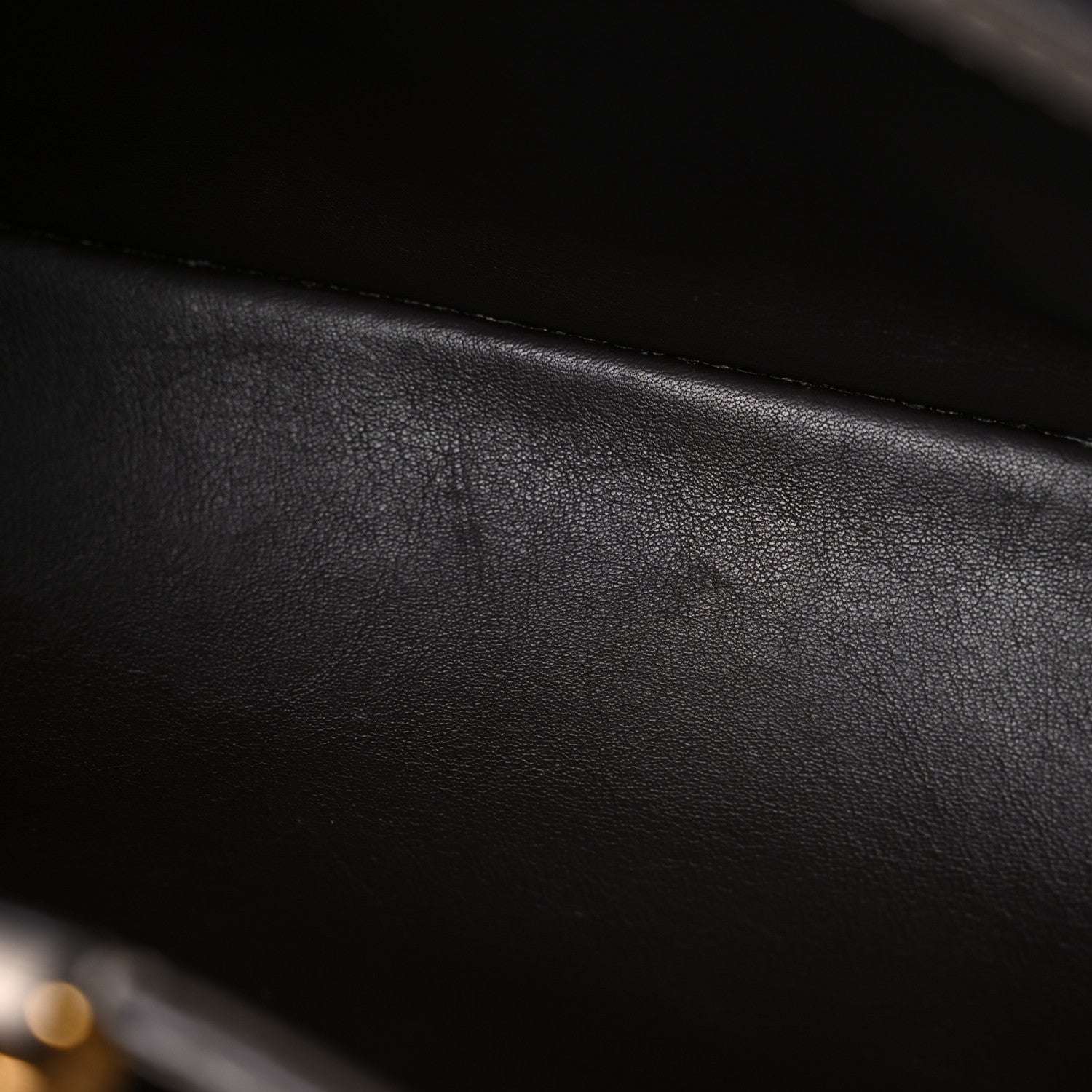 Louis Vuitton Taurillon Capucines PM Galet 13 of 17