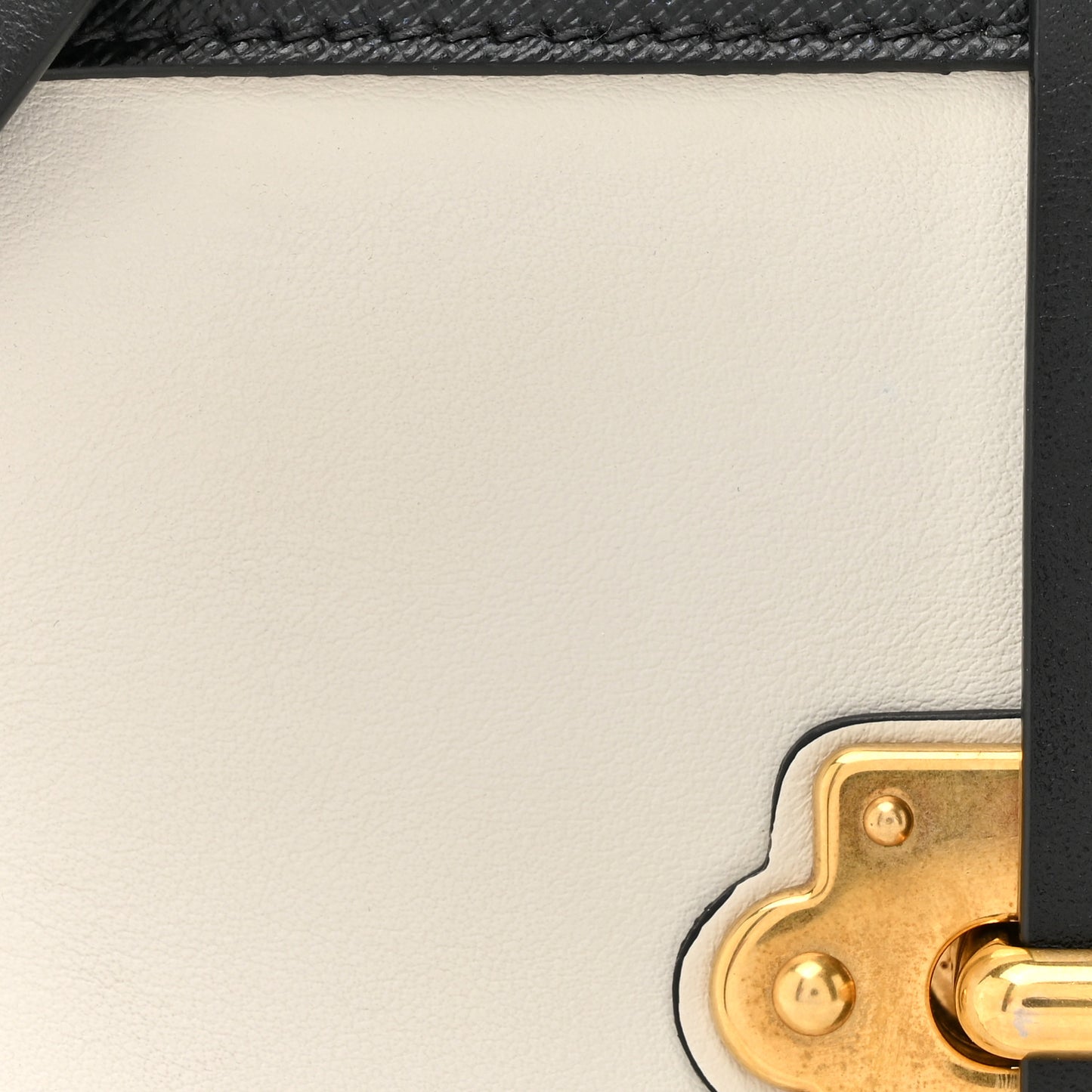 City Calf Saffiano Cahier Bag Talco Black