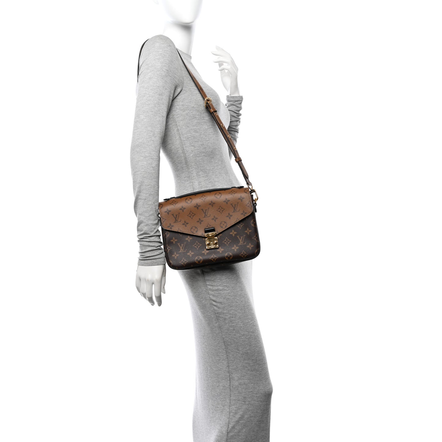Reverse Monogram Pochette Metis