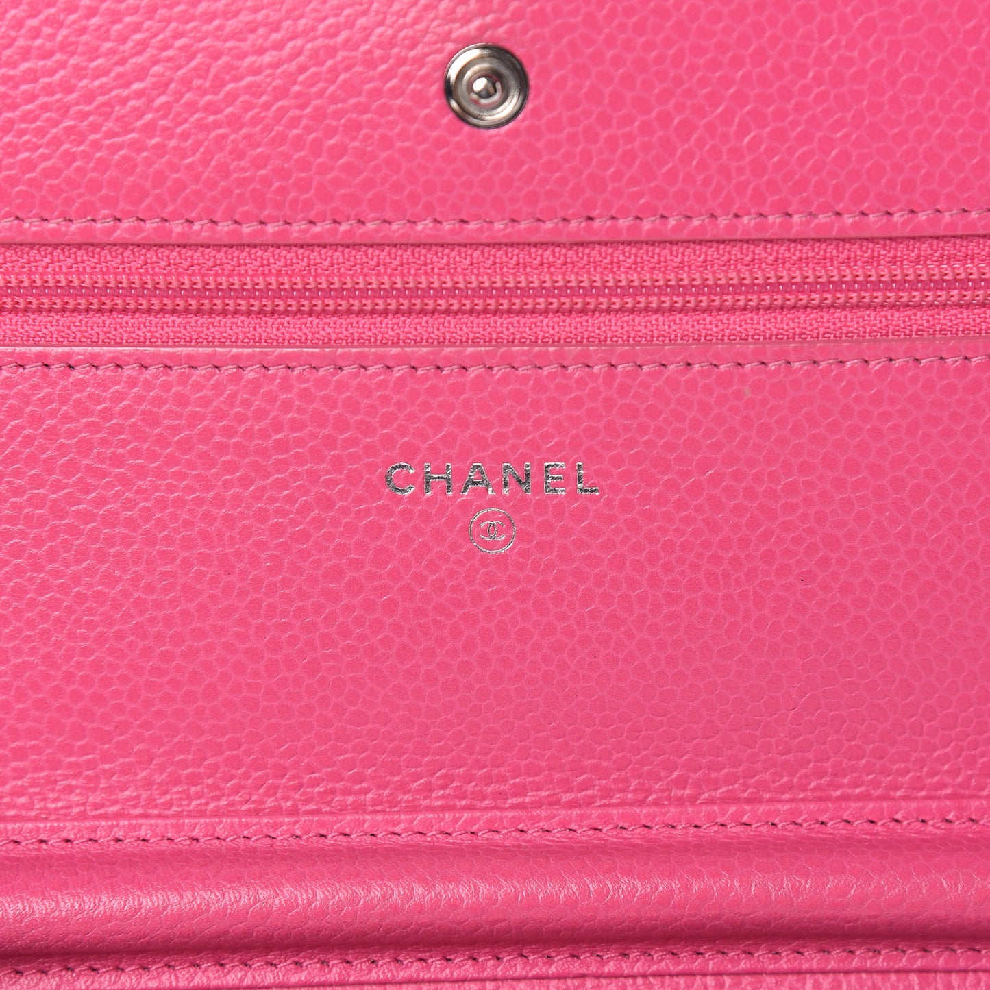 Caviar Quilted Wallet on Chain WOC Pink