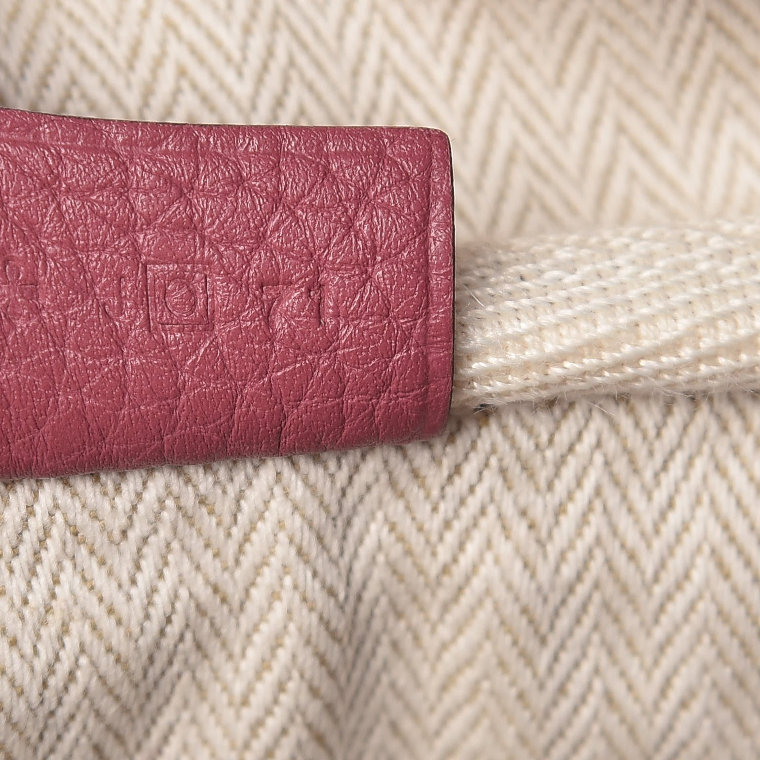 Hermes Taurillon Clemence Victoria II 35 Bois de Rose 7 of 13