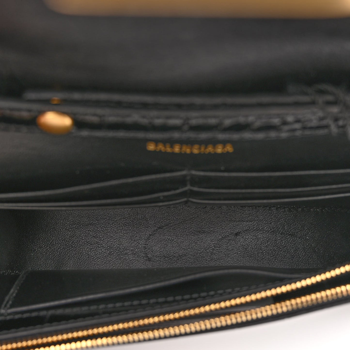 Shiny Calfskin Crocodile Embossed Hourglass Chain Bag Black