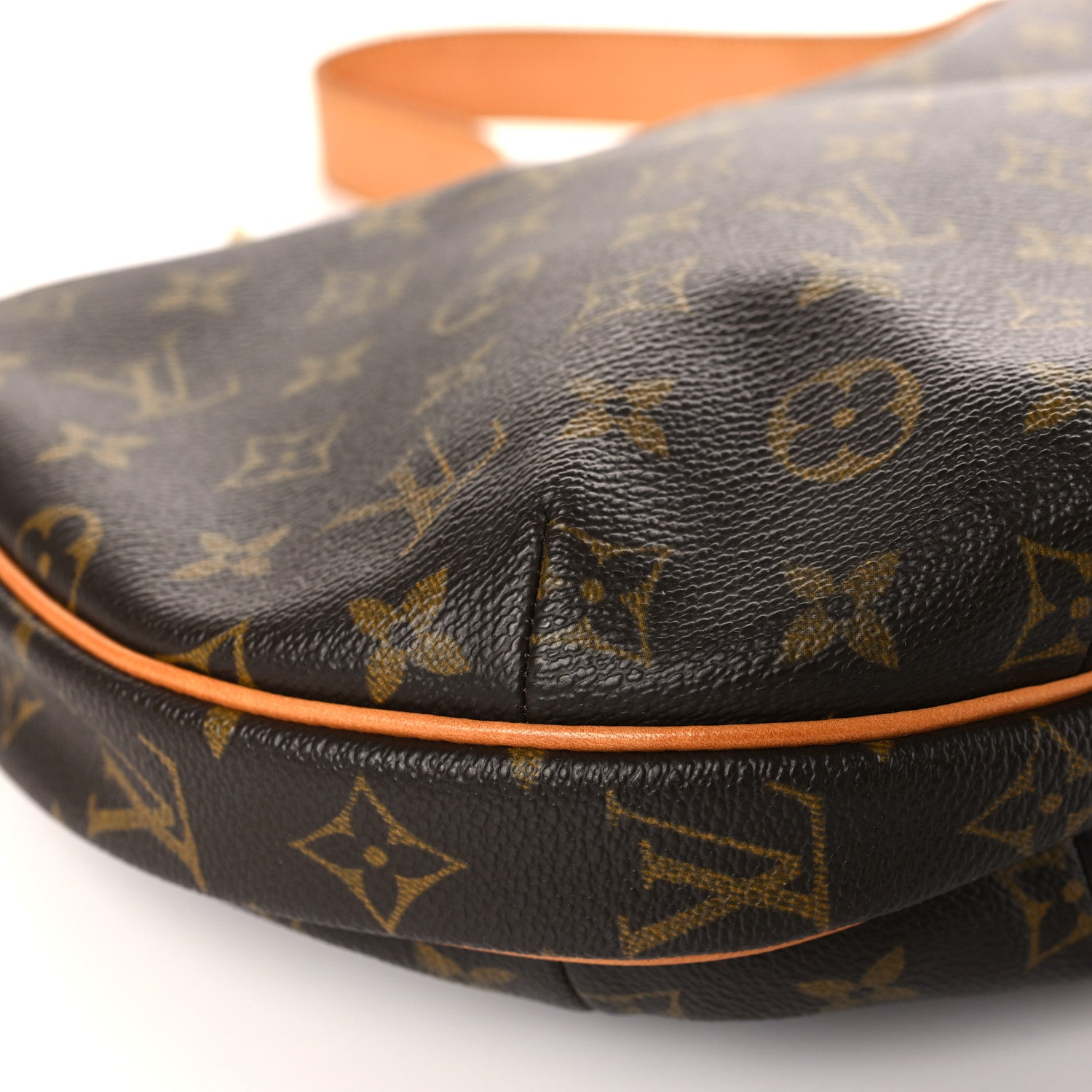 Louis Vuitton Monogram Croissant MM 7 of 8