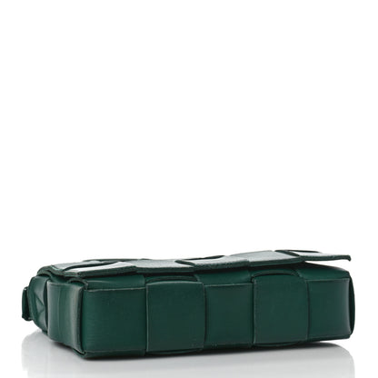 Bottega Veneta Lambskin Maxi Intrecciato Cassette Crossbody Bag Raintree Green 3 of 7