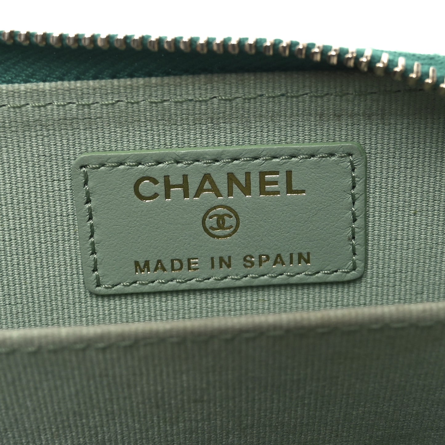 Caviar Quilted Perforated CC Zip Coin Purse Green