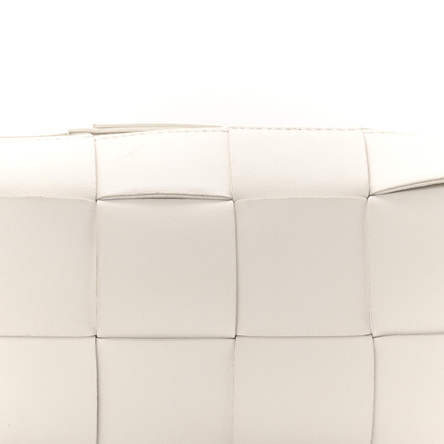 Lambskin Maxi Intrecciato Small Brick Cassette Bag White