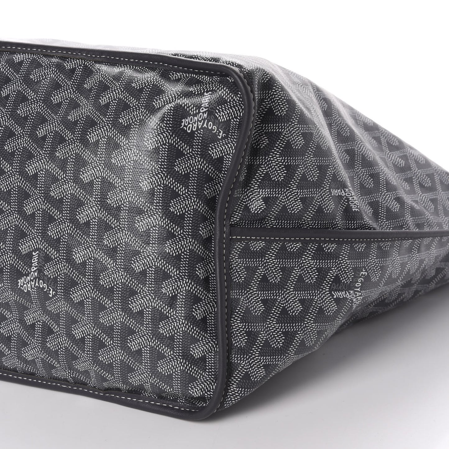 Goyardine Reversible Anjou GM Grey