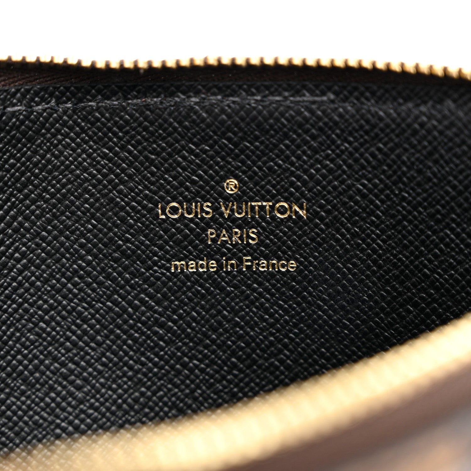 Louis Vuitton Reverse Monogram Giant Trio Pouch 6 of 9