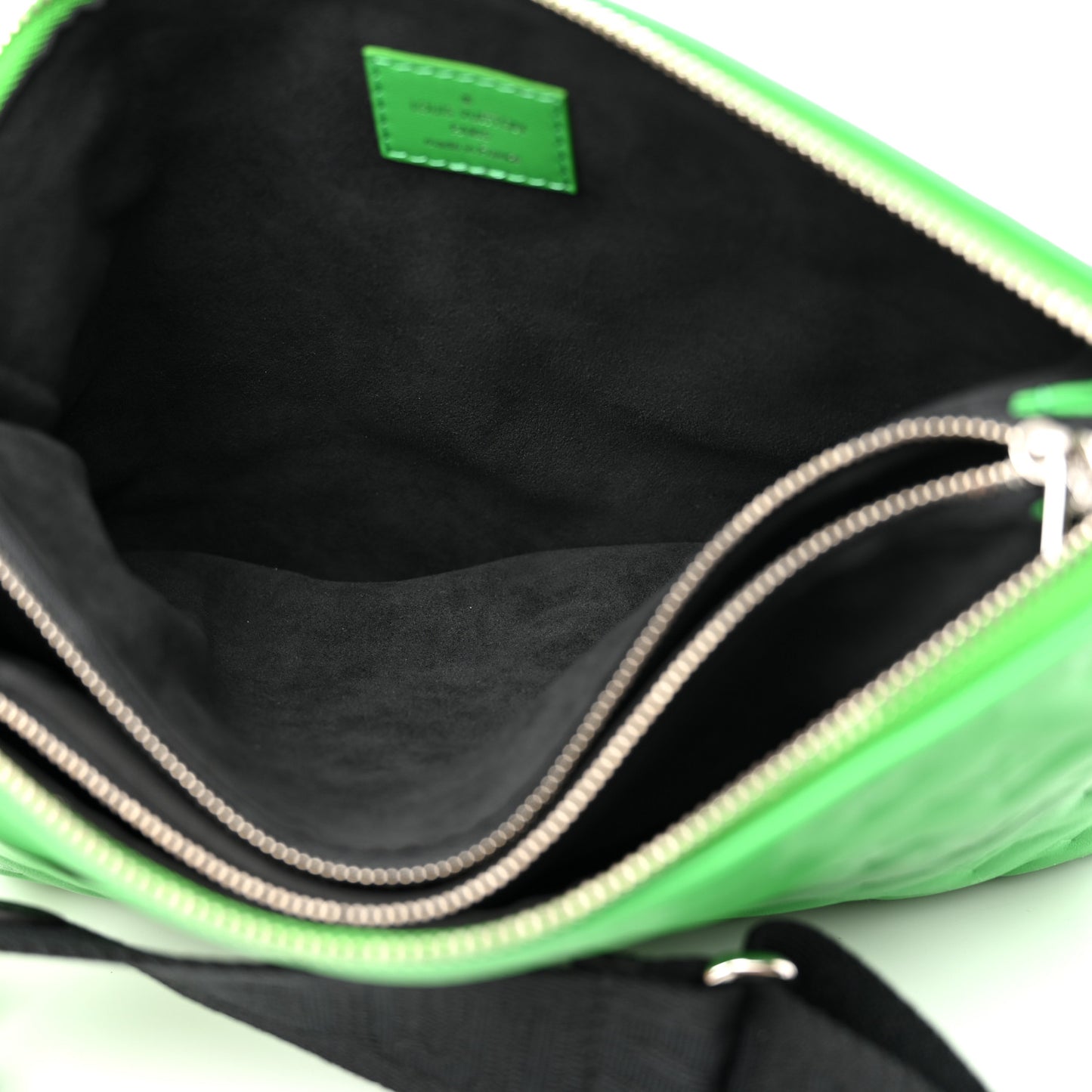 Lambskin Embossed Monogram Coussin PM LV Motion Green