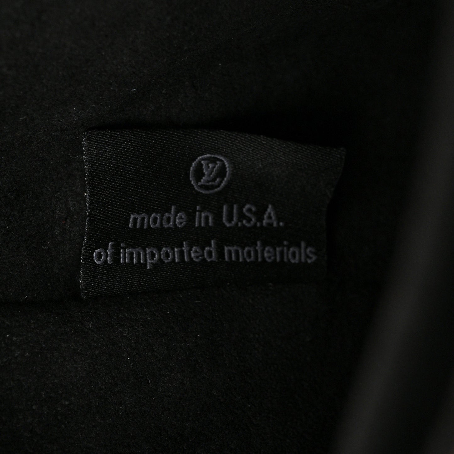 Reverse Monogram Pochette Metis