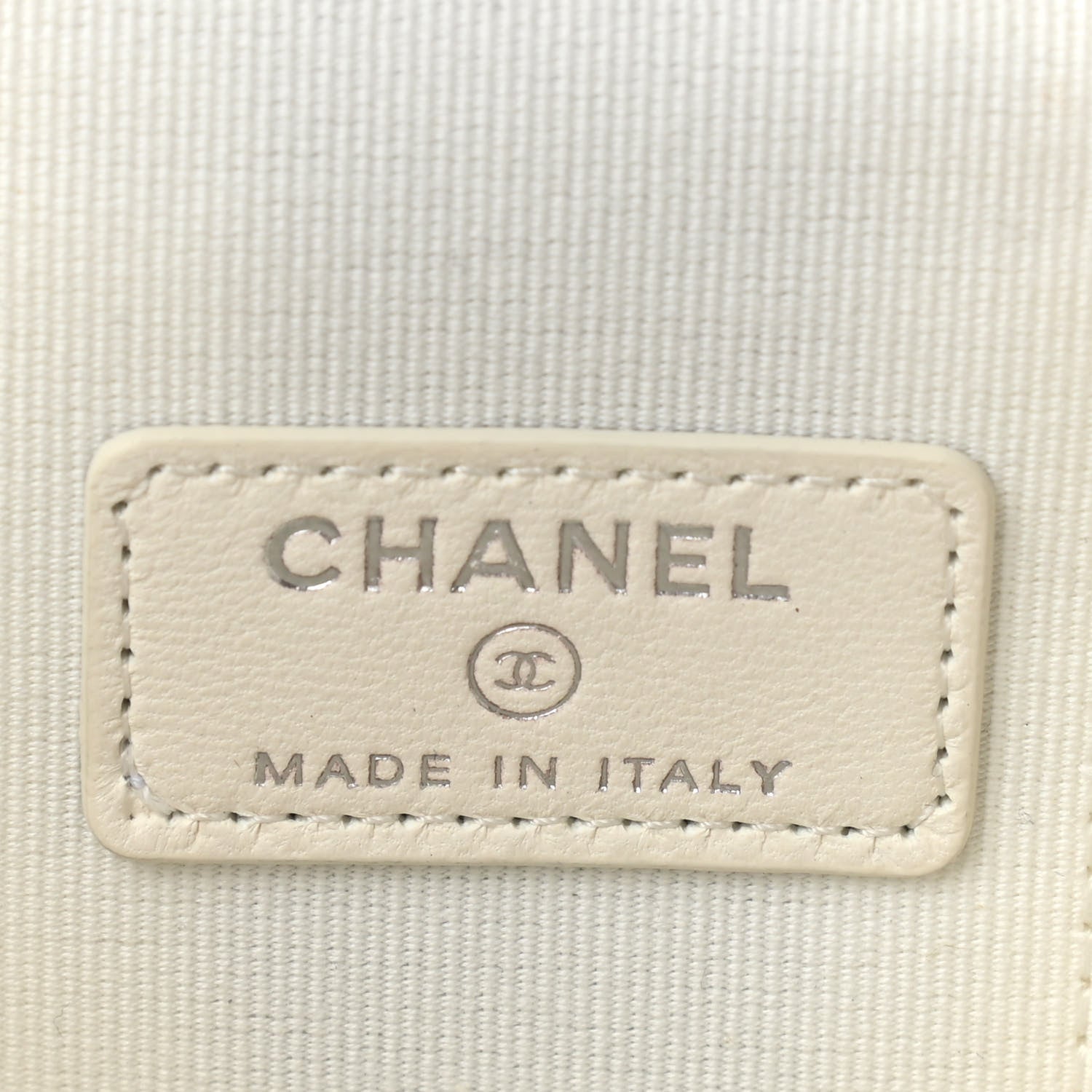 Chanel Lambskin Crochet Small Vanity Case With Chain White 6 of 9