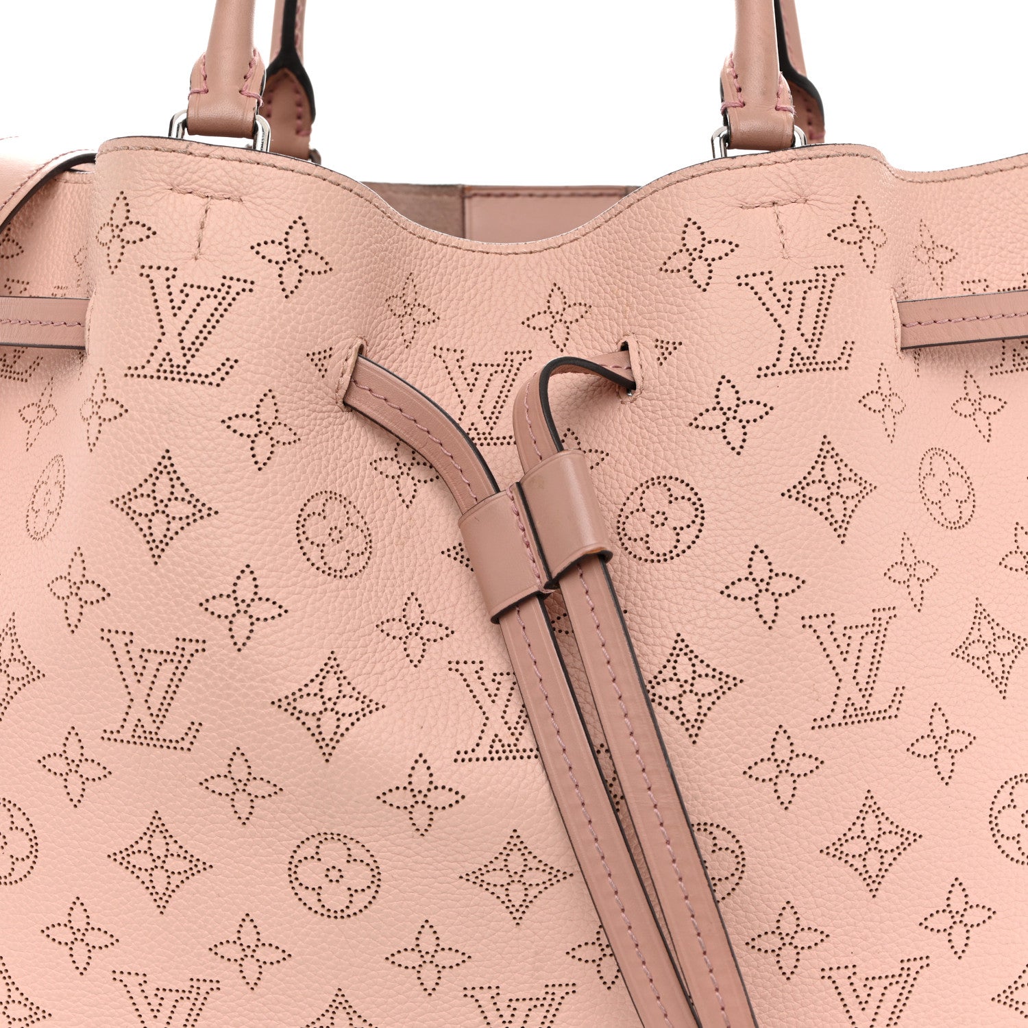 Louis Vuitton Mahina Girolata Magnolia 9 of 13