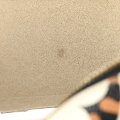 Louis Vuitton Monogram Giant Jungle Beach Pouch Ivory 10 of 10