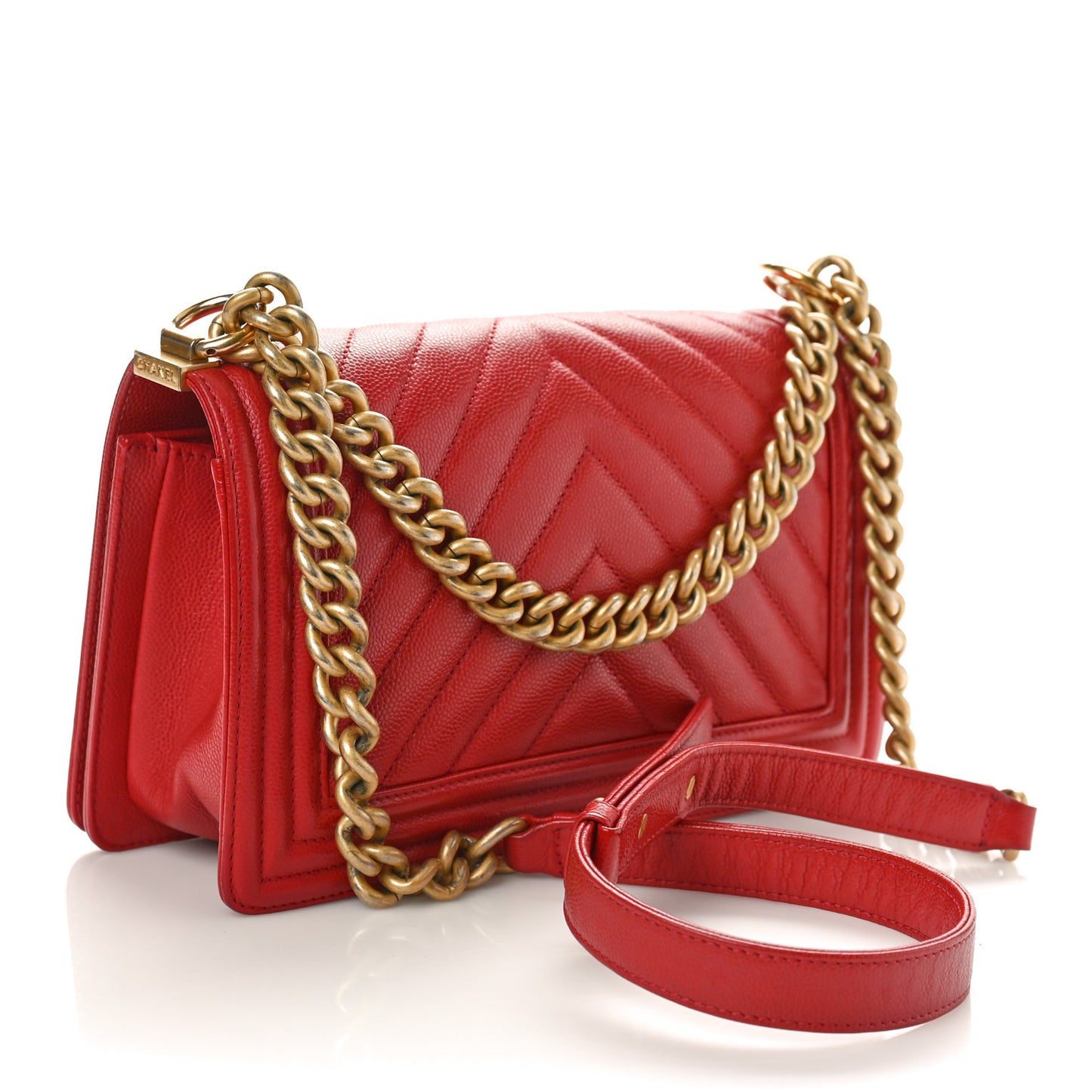 Caviar Chevron Quilted Medium Boy Flap Red