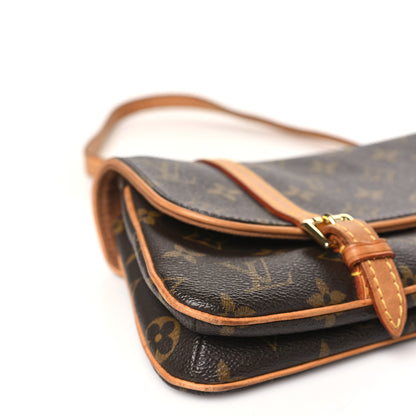 Louis Vuitton Monogram Pochette Marelle MM 8 of 14