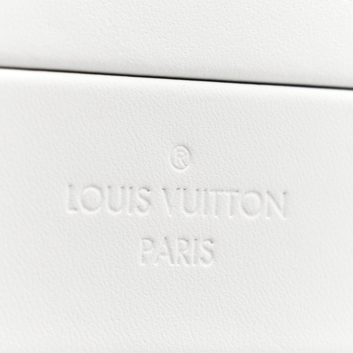 Louis Vuitton Calfskin Mirror Monogram Etched Jewelry Box Trunksu White 9 of 10
