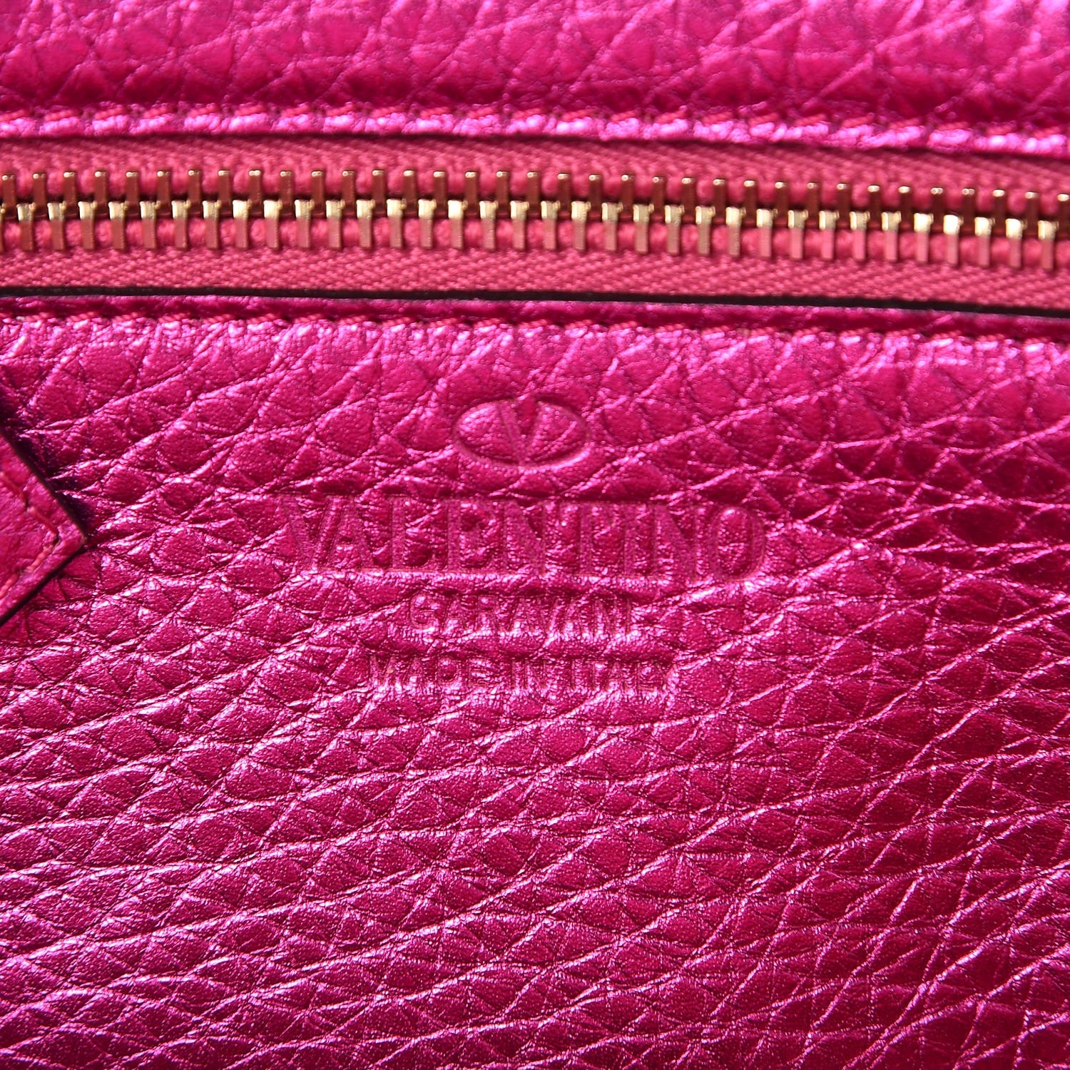 Valentino Garavani Metallic Pebbled Calfskin Small Rockstud Tote Peony 7 of 8