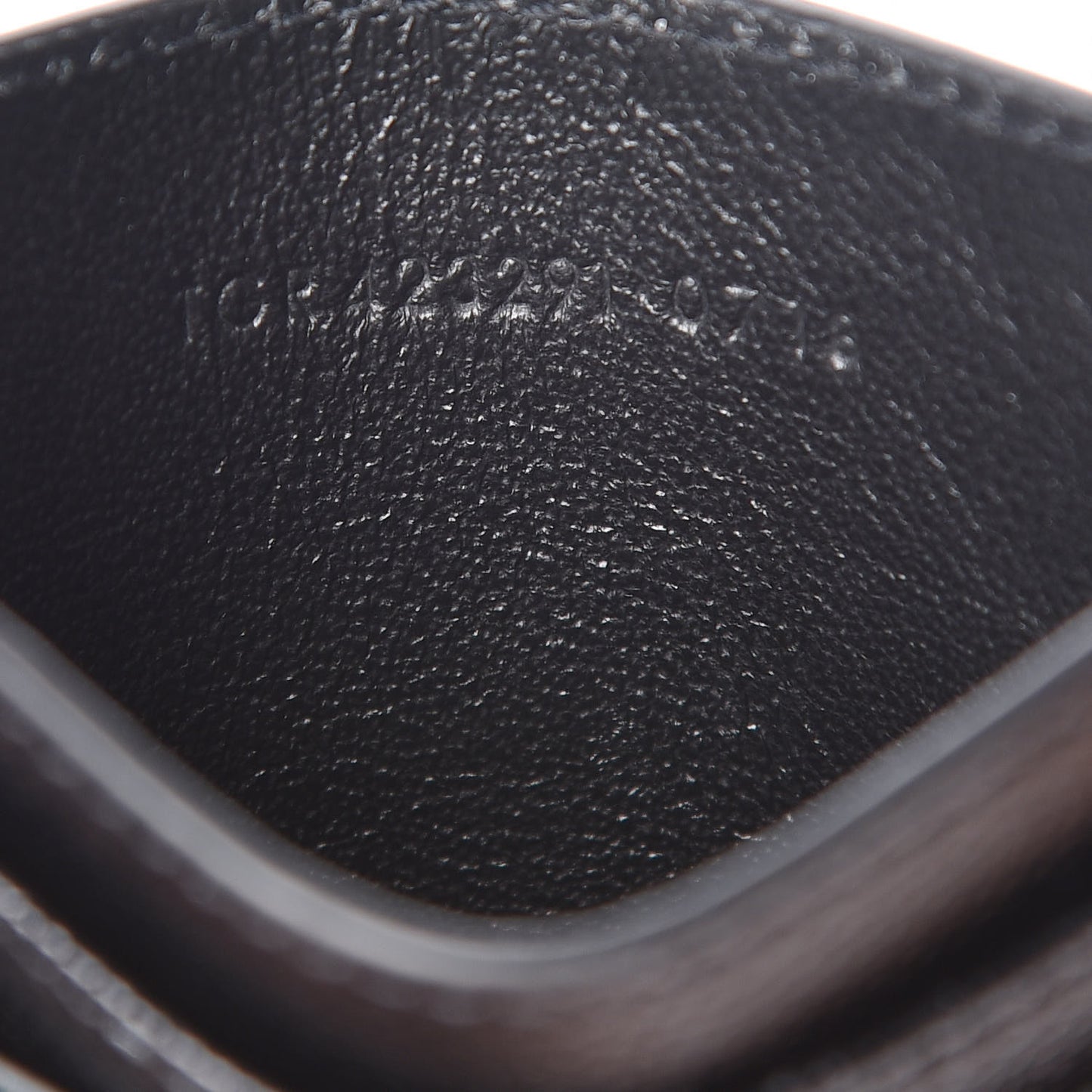 Grain De Poudre Matelasse Chevron Monogram Credit Card Case Black