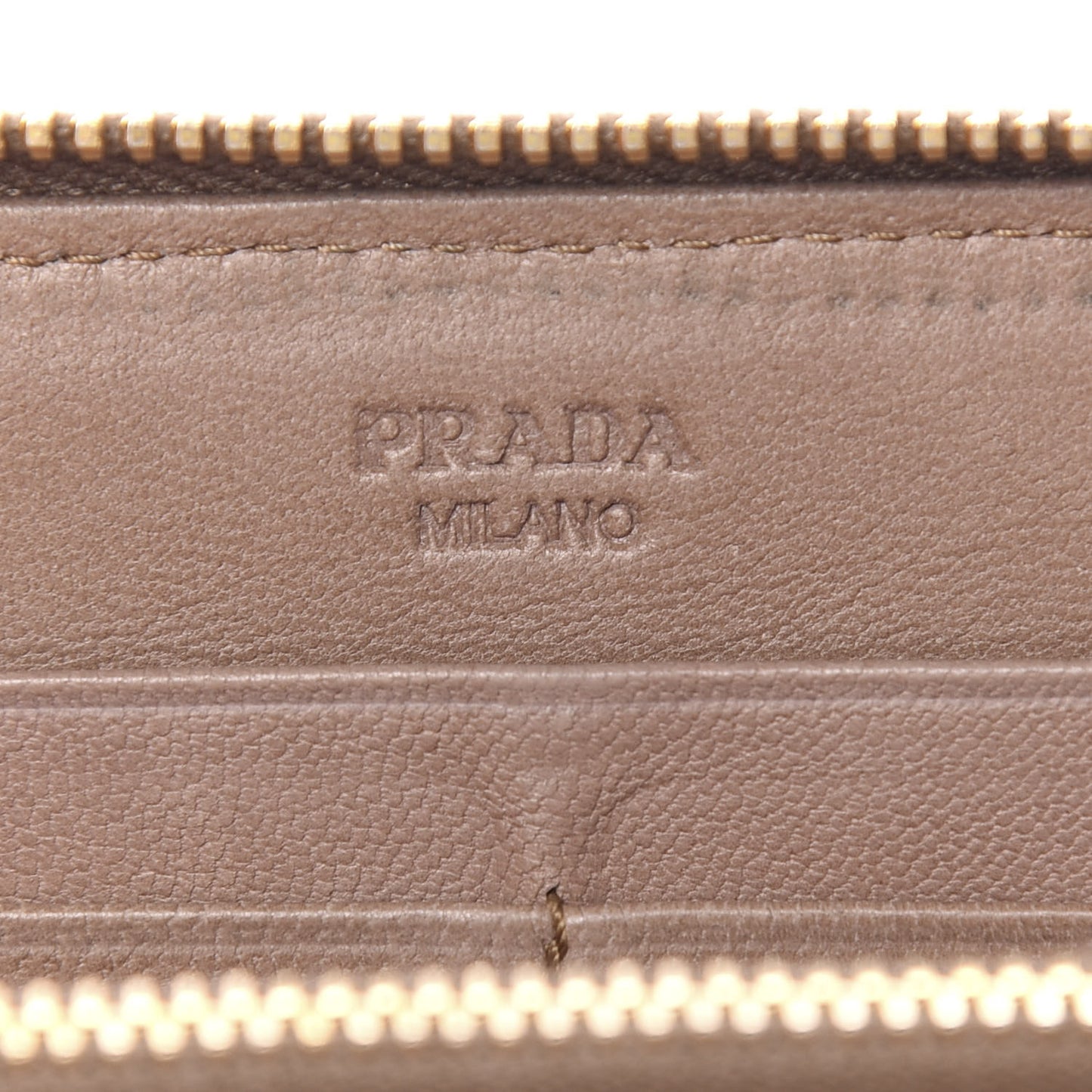 Nappa Gaufre Zip Around Wallet Cammeo