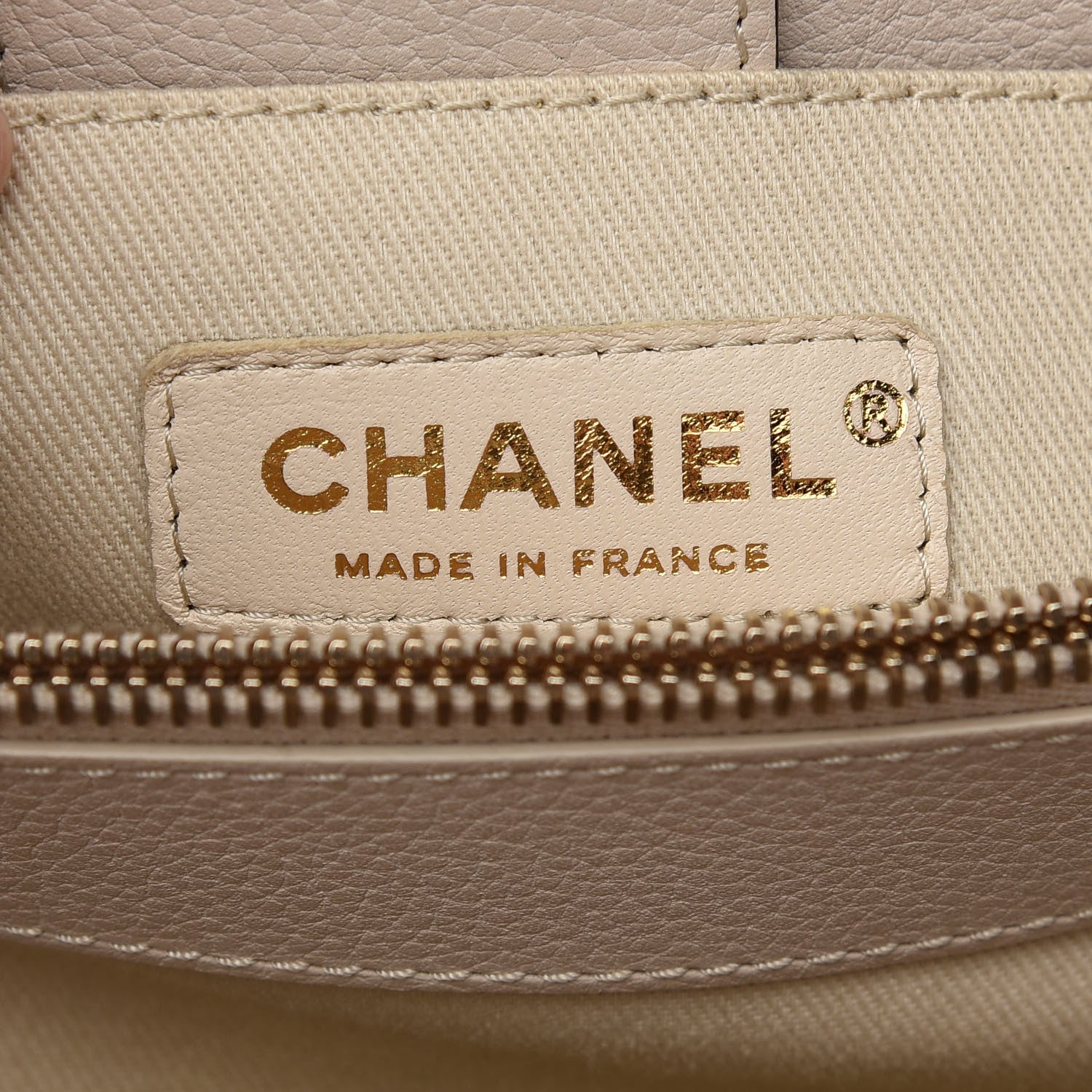 Chanel Grained Calfskin Small Bi-Color Neo Executive Shopper Tote Black Beige 6 of 9