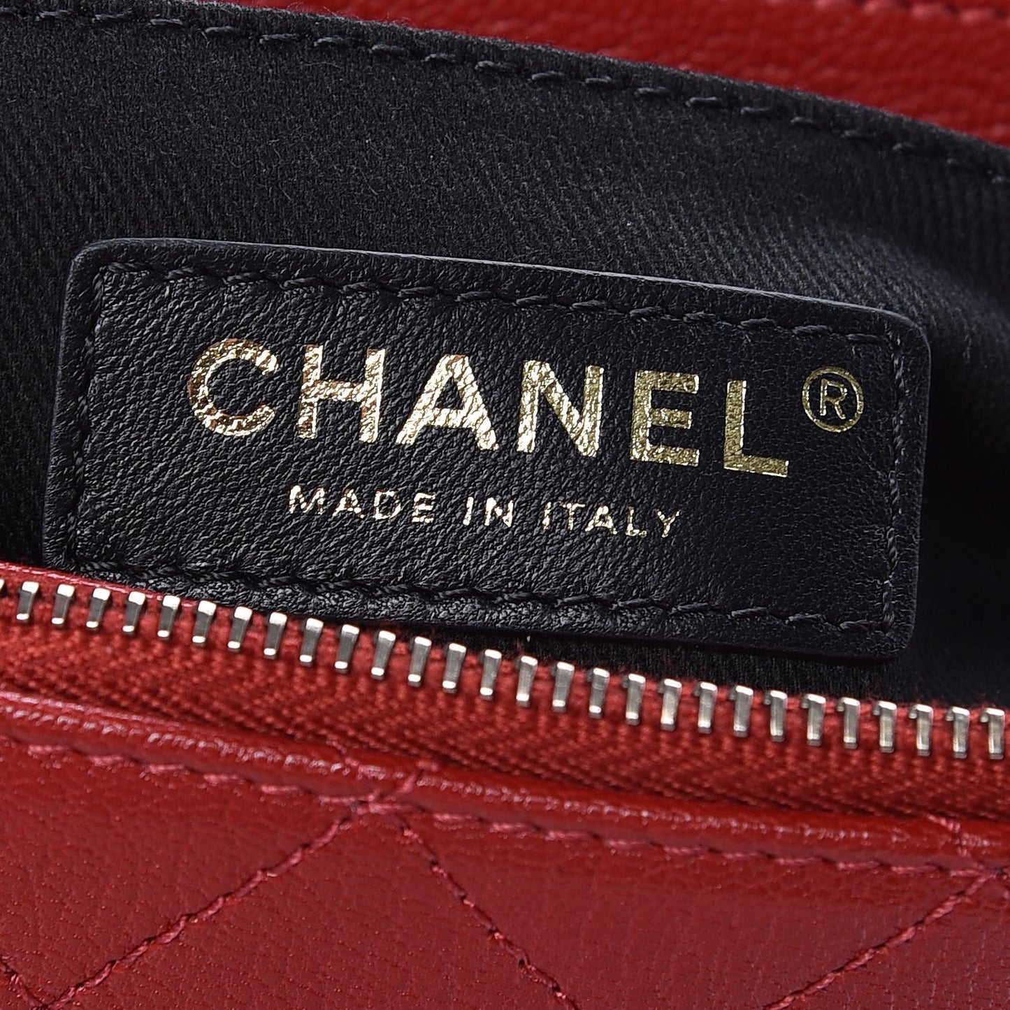 Shiny Calfskin Goatskin Quilted Small Coco Curve Messenger Flap Red