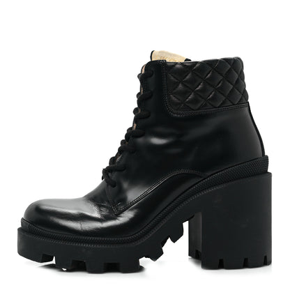 Gucci Magnum Calfskin Nappa Quilted Lace Up Ankle Boots 38.5 Black 1 of 8