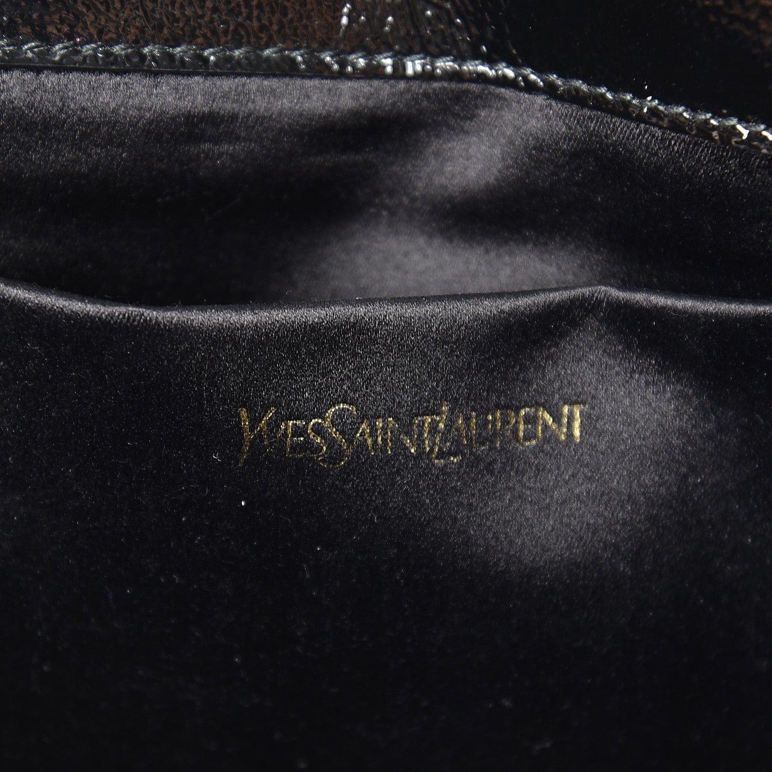 Saint Laurent Textured Patent Monogram Large Belle De Jour Clutch Black 6 of 6