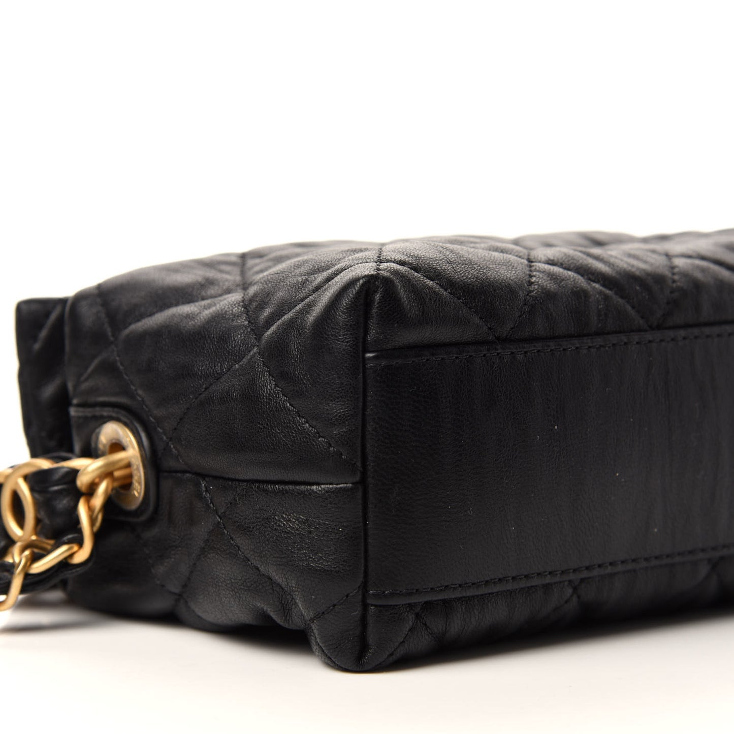 Crumpled Lambskin Quilted Small CC Links Shoulder Bag Black