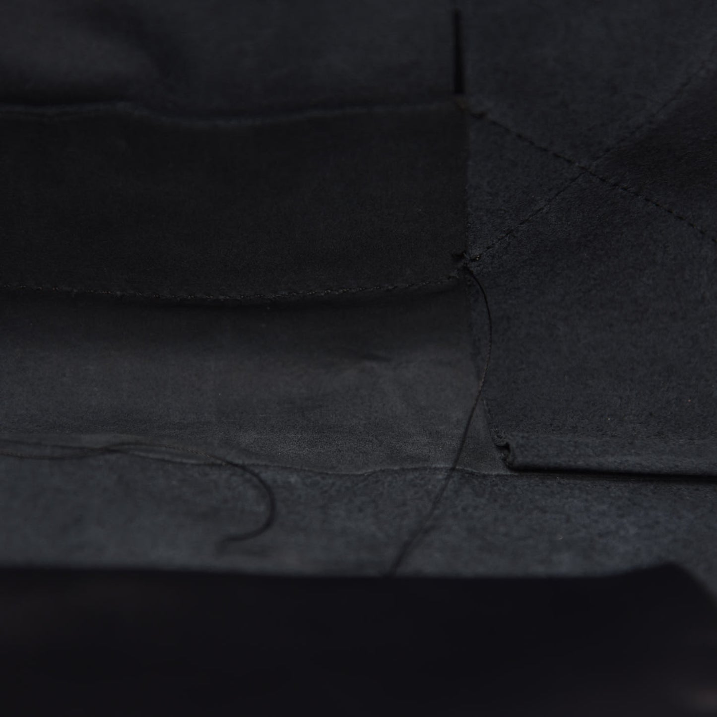 Lambskin Horizontal Cabas Black