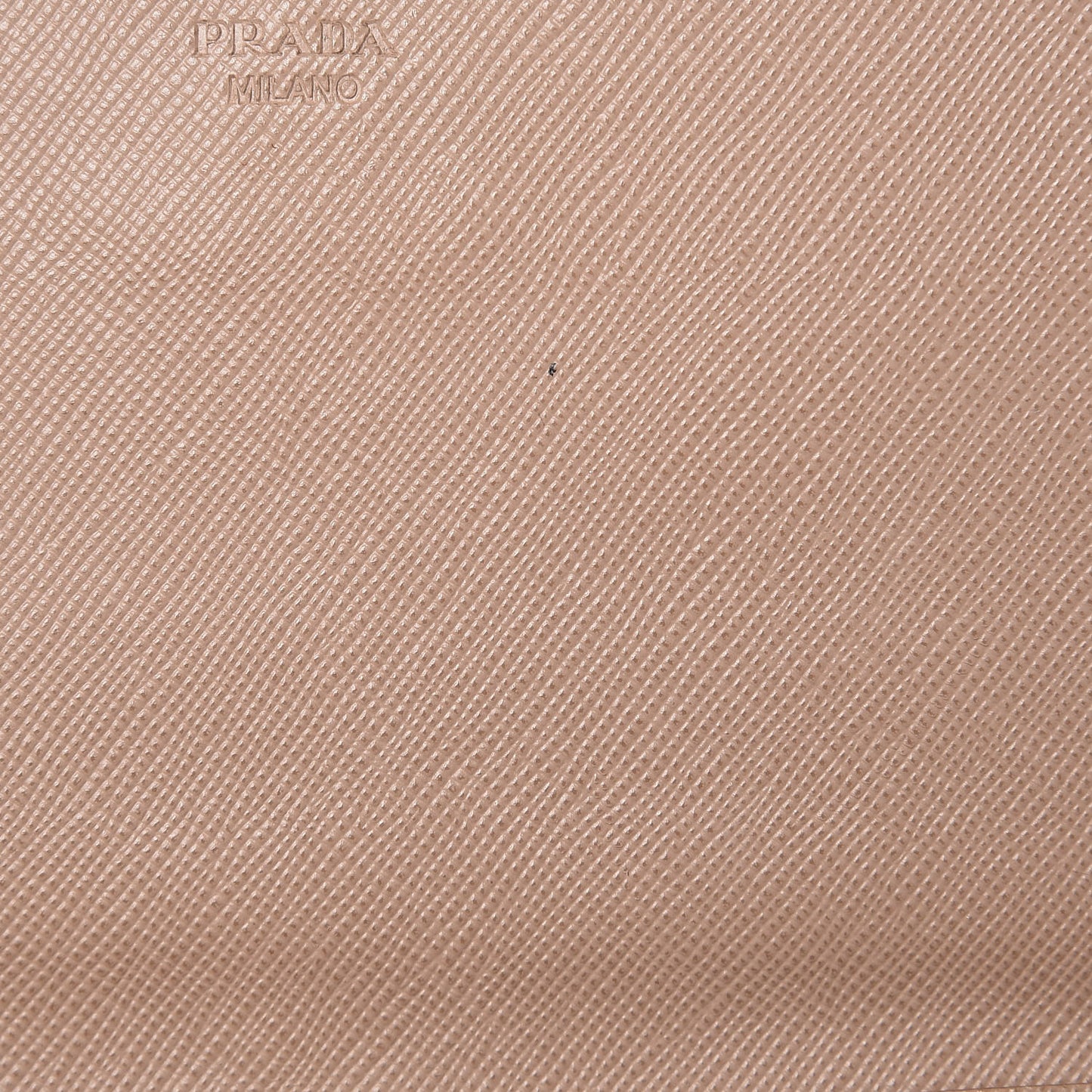 Saffiano Metal Oro Chain Wallet Cammeo