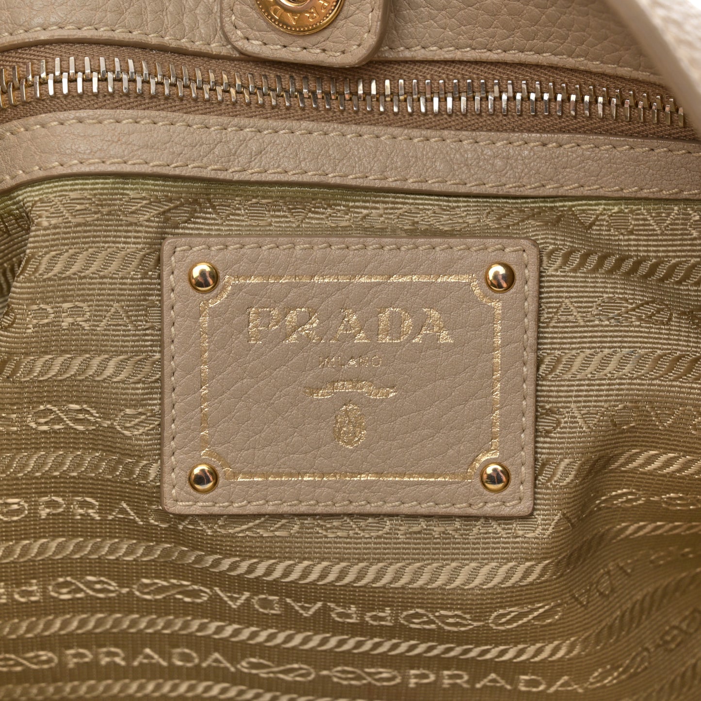 Vitello Daino Shoulder Bag Sabbia