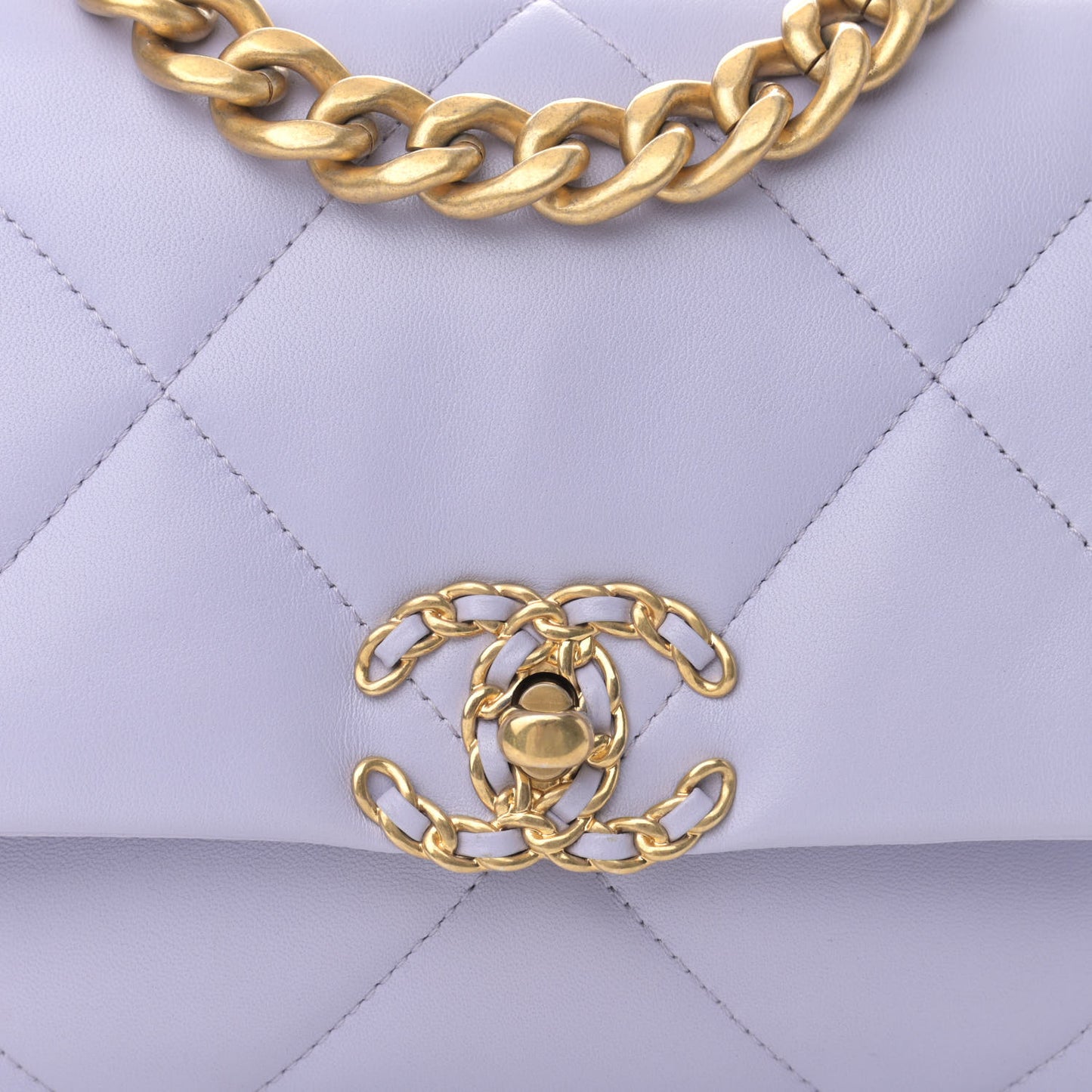 Lambskin Quilted Medium Chanel 19 Flap Light Purple