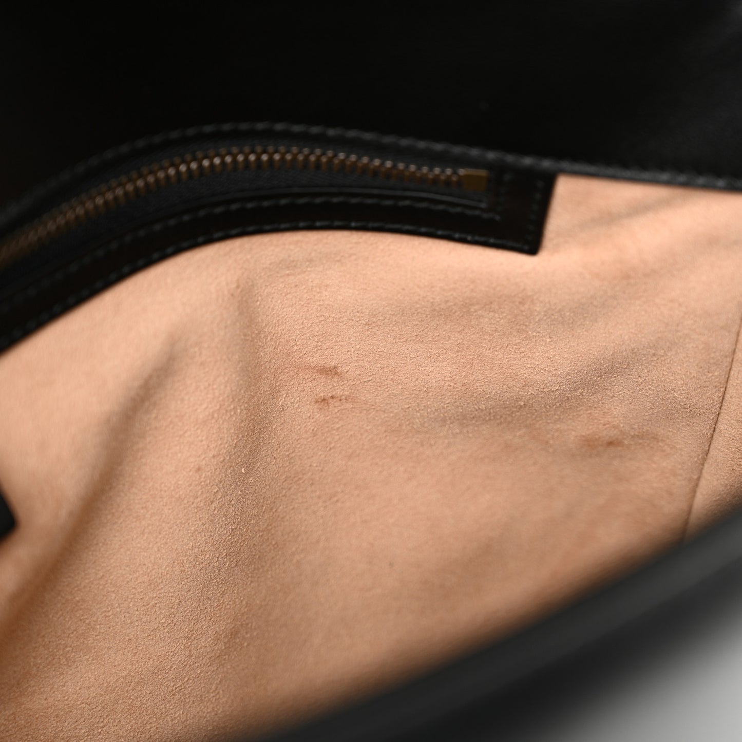 Calfskin Matelasse Large GG Marmont Shoulder Bag Black