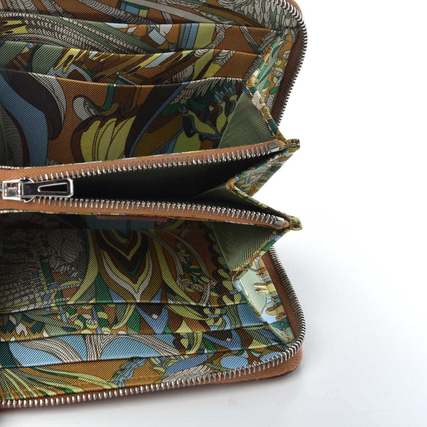 Epsom Silk'in Compact Wallet Gold
