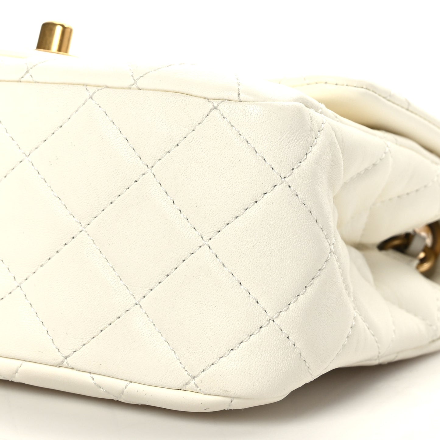Lambskin Quilted Mini Pearl Crush Flap White