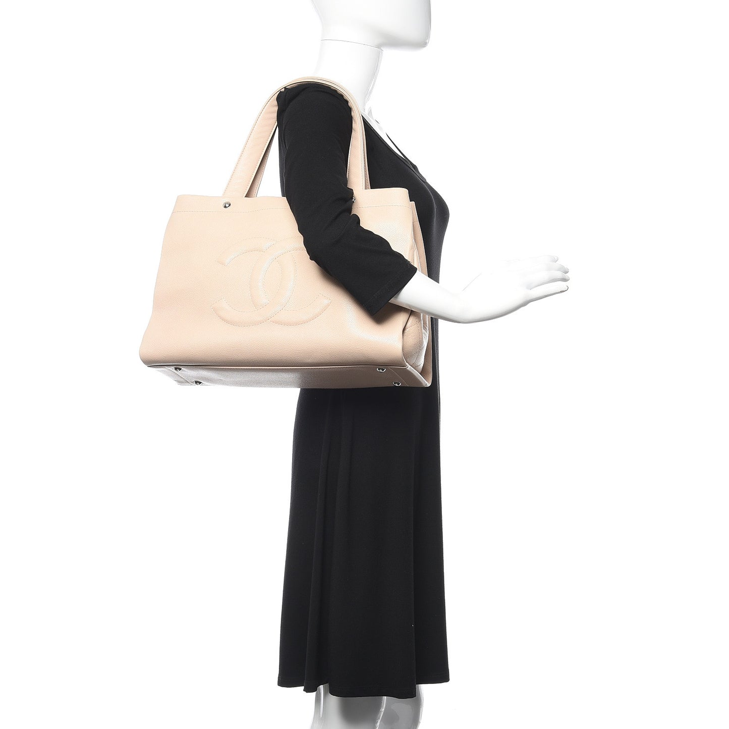 Caviar CC Tote Beige